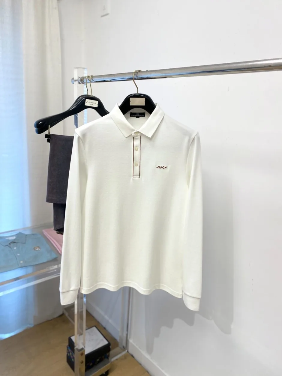 エルメネジルド・ゼニア Tシャツ 偽物 上品 洗練された ロゴ刺繍 長袖ポロシャツ ホワイト エルメネジルド・ゼニア Tシャツ 偽物 上品 洗練された ロゴ刺繍 長袖ポロシャツ ホワイト
