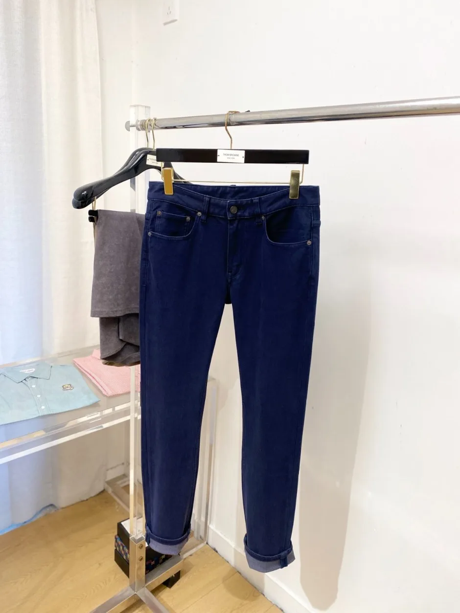 エルメネジルド・ゼニア ジーンズ 偽物 シンプル ストレッチ デニムパンツ エルメネジルド・ゼニア ジーンズ 偽物 シンプル ストレッチ デニムパンツ