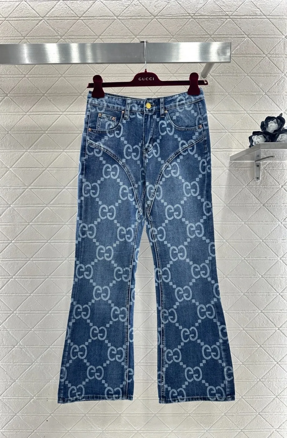 GG ウォッシュド デニムパンツ グッチ ジーンズ コピー レディース 合わせやすい GG ウォッシュド デニムパンツ グッチ ジーンズ コピー レディース 合わせやすい