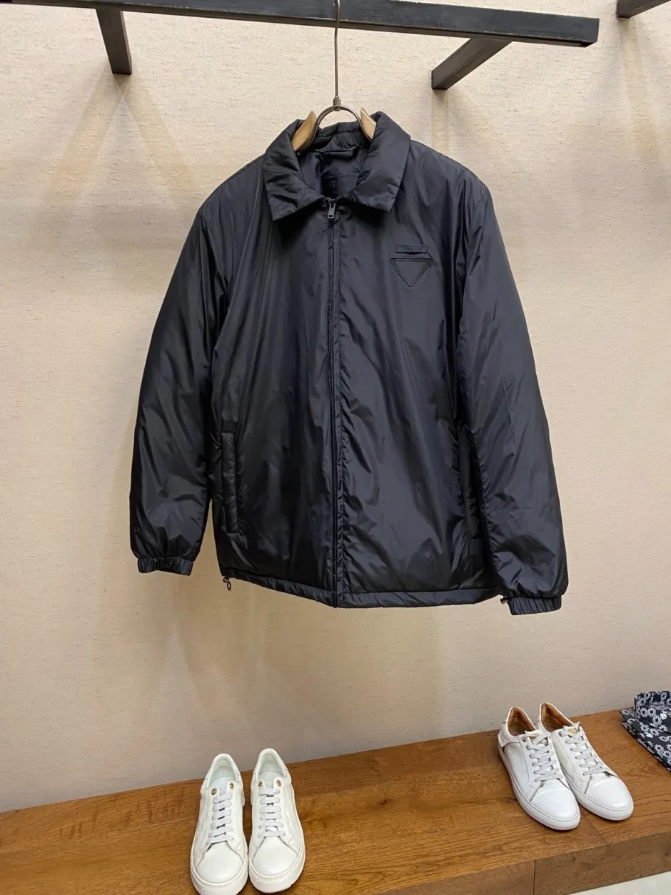 上品 洗練された プラダ ダウンジャケット コピー シャツジャケット 上品 洗練された プラダ ダウンジャケット コピー シャツジャケット