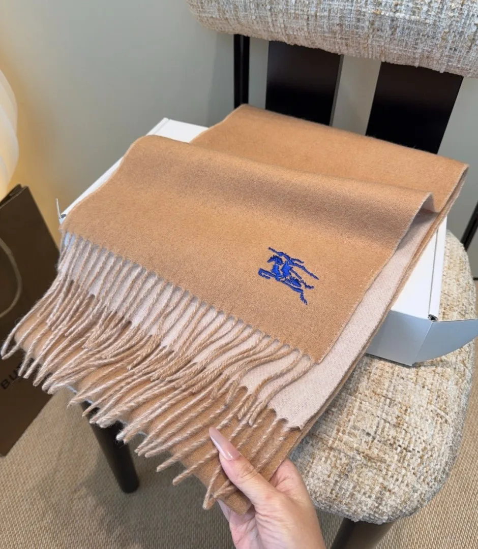 バーバリー スカーフ 偽物 リバーシブル カシミアスカーフ マフラー 合わせやすい バーバリー スカーフ 偽物 リバーシブル カシミアスカーフ マフラー 合わせやすい