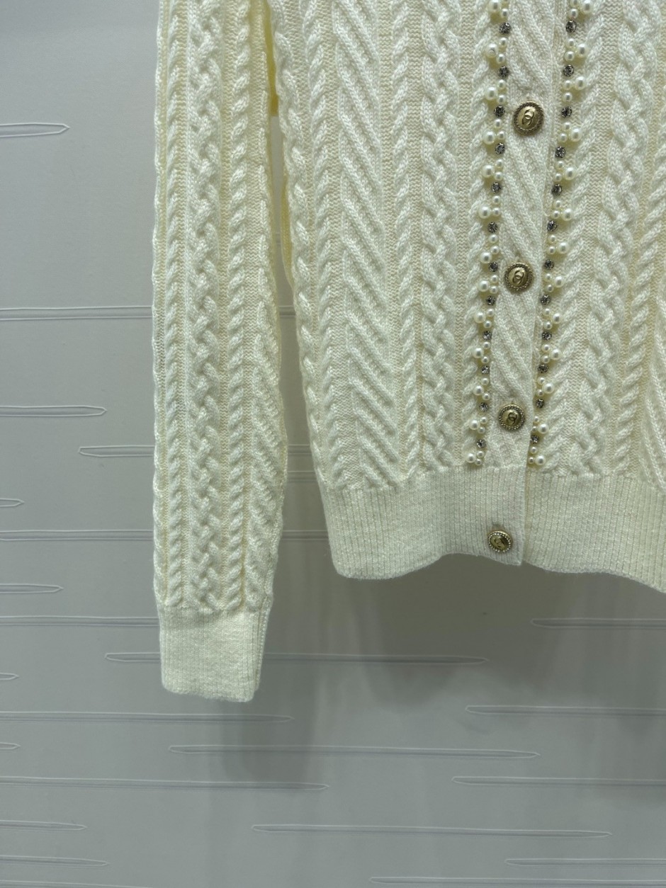 シャネル ニット コピー パール＆ビジュー装飾 ケーブルニット