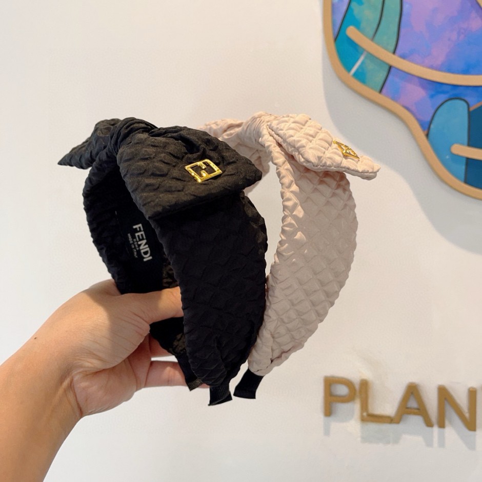 お洒落 フェンディ カチューシャ 偽物 可愛い リボン ヘアアクセサリー お洒落 フェンディ カチューシャ 偽物 可愛い リボン ヘアアクセサリー