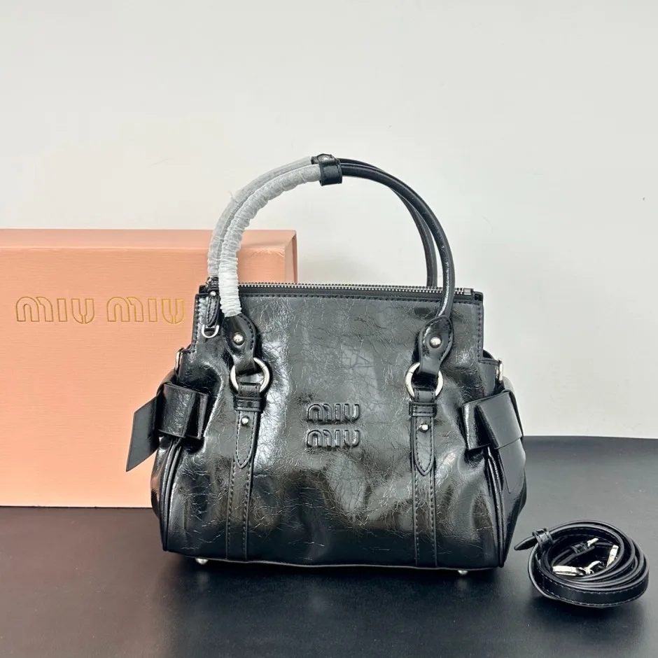 MIUMIU ロゴ レザー ハンドバッグ ミュウミュウ バッグ コピー ブラック