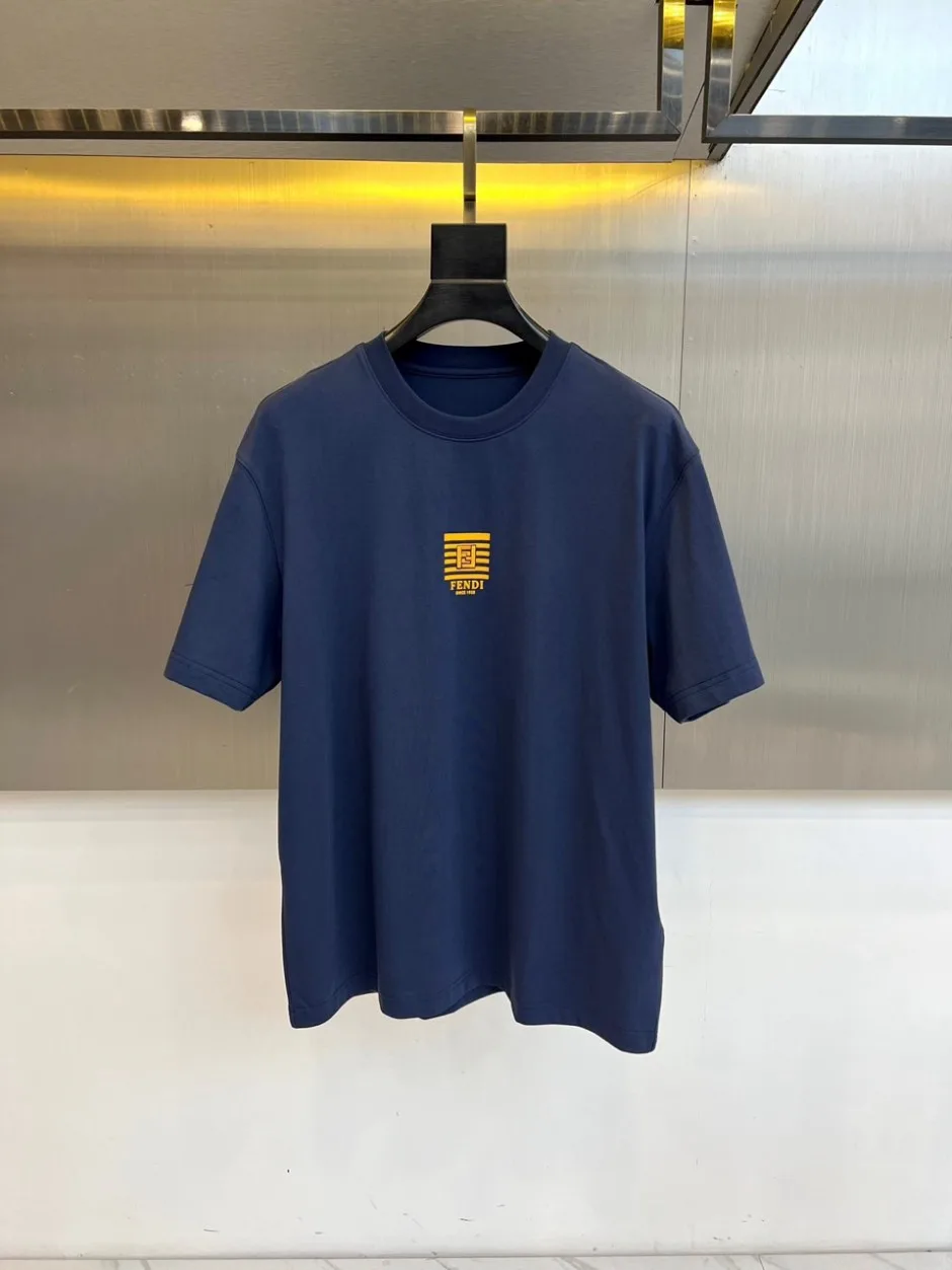 カジュアル 洗練された ロゴ刺繍 半袖Tシャツ フェンディ Tシャツ 偽物 ブルー カジュアル 洗練された ロゴ刺繍 半袖Tシャツ フェンディ Tシャツ 偽物 ブルー