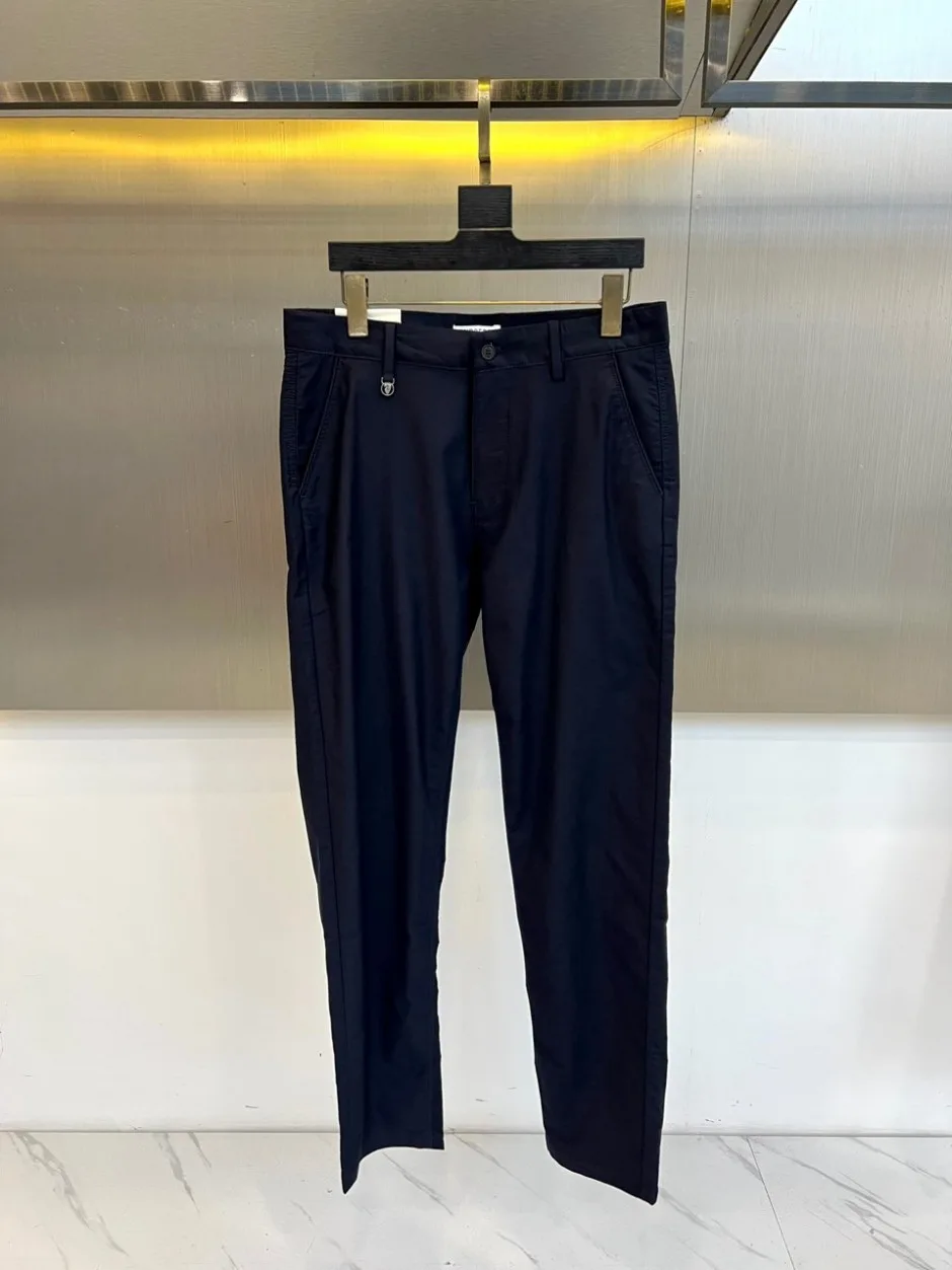 シンプル 上品 テーパード チノパンツ バーバリー パンツ 偽物 ネイビー シンプル 上品 テーパード チノパンツ バーバリー パンツ 偽物 ネイビー