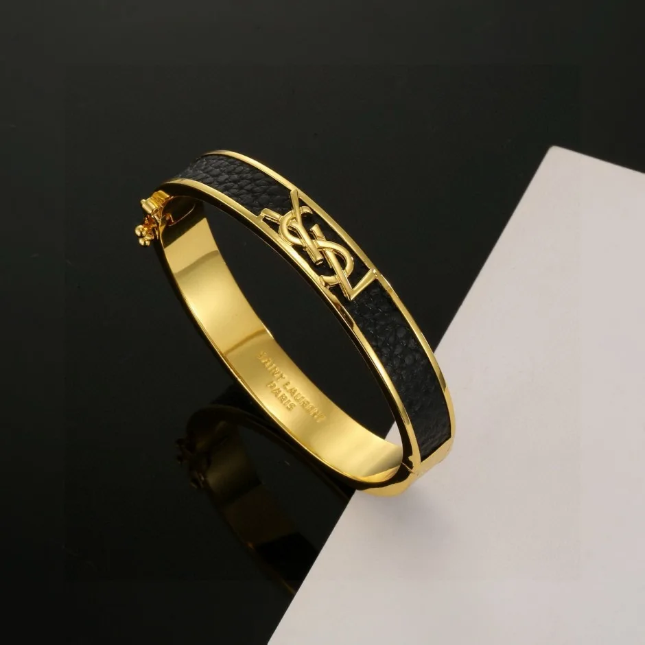 おしゃれ 上品 YSLロゴ バングル イヴ・サンローラン ブレスレット 偽物 おしゃれ 上品 YSLロゴ バングル イヴ・サンローラン ブレスレット 偽物