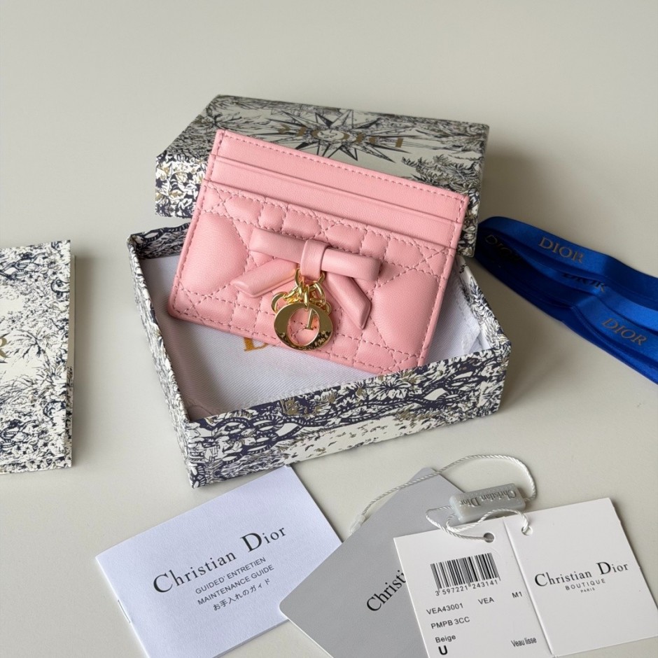 クリスチャン・ディオール 財布 スーパーコピー Lady Dior Freesia