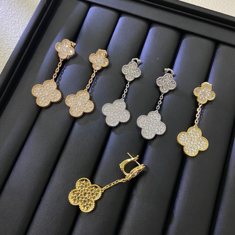 クローバーモチーフ ヴァンクリーフ&アーペル イヤリング 偽物 ラインストーン ドロップ ピアス クローバーモチーフ ヴァンクリーフ&アーペル イヤリング 偽物 ラインストーン ドロップ ピアス