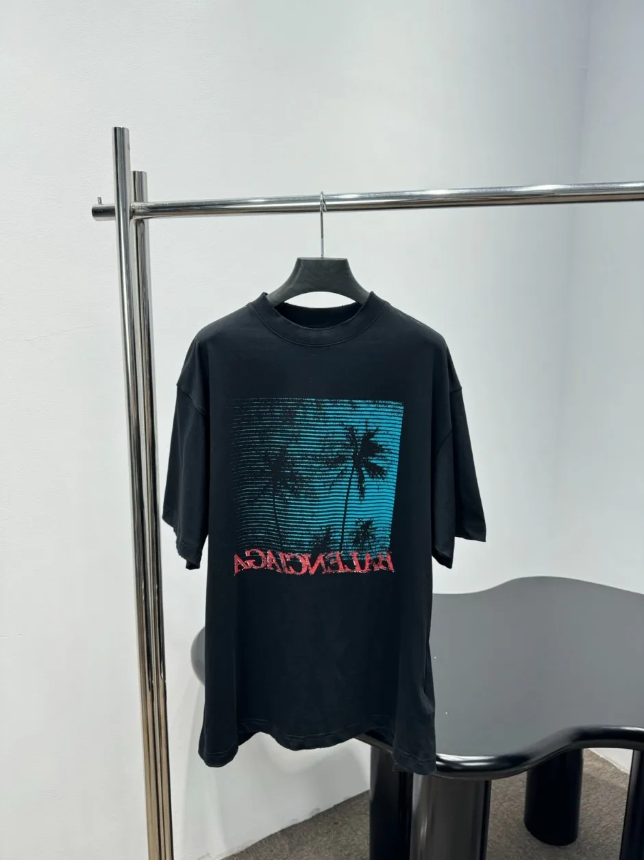 スタイリッシュ プリント 半袖Tシャツ バレンシアガ Tシャツ 偽物 ユニセックス