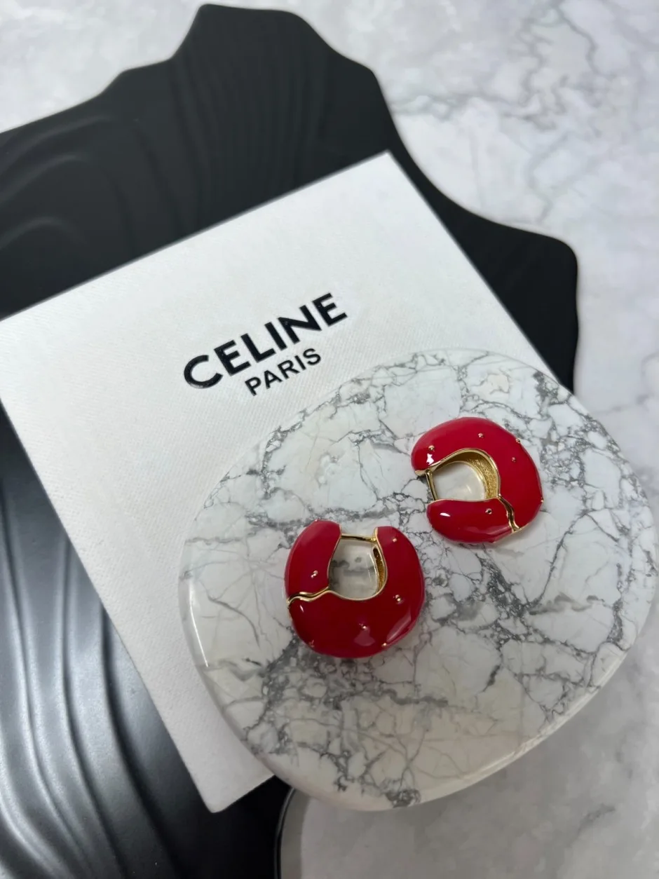 お洒落 モダン フープピアス セリーヌ イヤリング 偽物 アクセサリー お洒落 モダン フープピアス セリーヌ イヤリング 偽物 アクセサリー