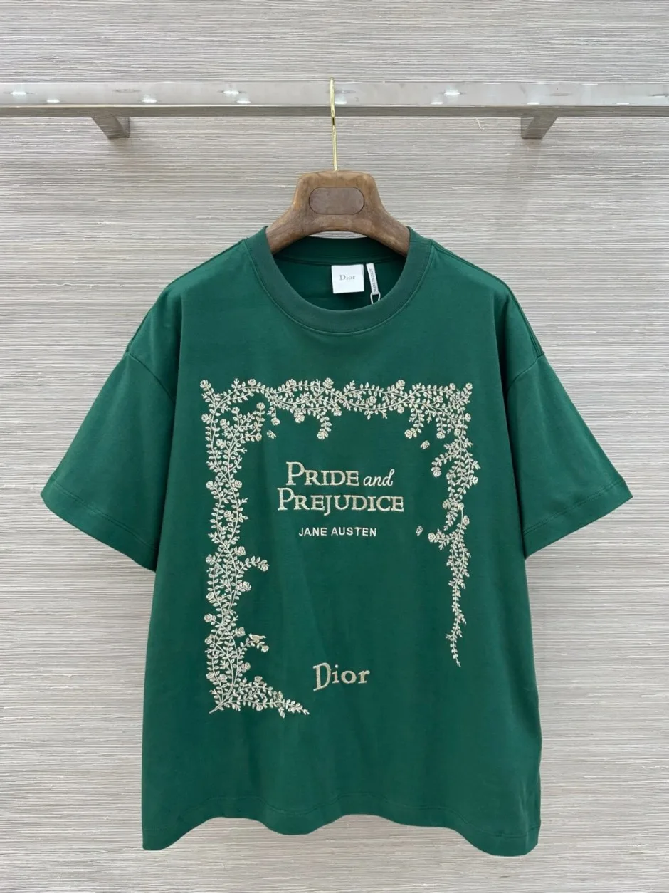 Book Cover オーバーサイズ Tシャツ クリスチャン・ディオール スーパーコピー Book Cover オーバーサイズ Tシャツ クリスチャン・ディオール スーパーコピー
