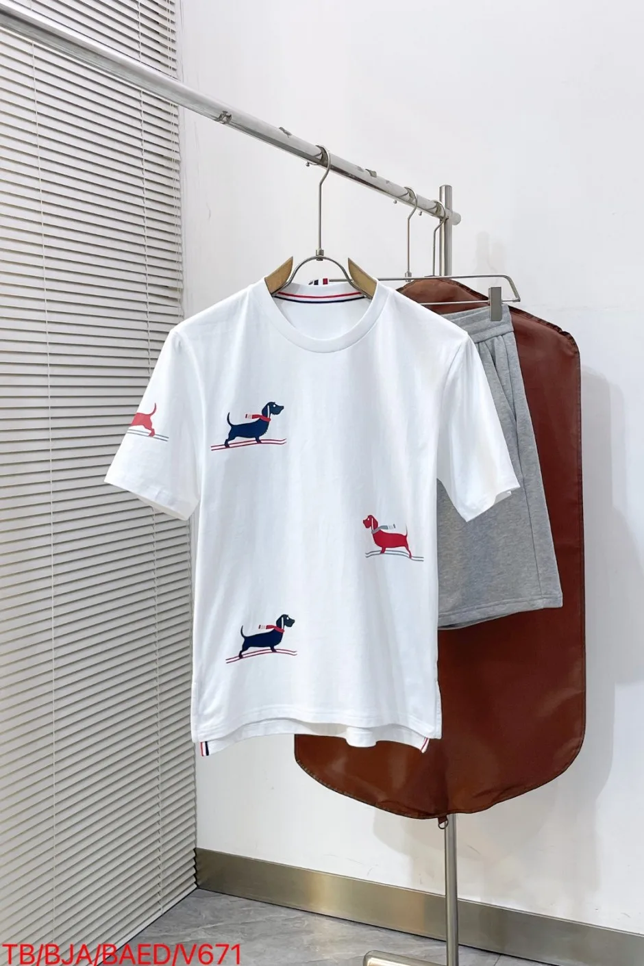 ヘクターモチーフ コットン クルーネックTシャツ トムブラウン Tシャツ コピー ホワイト