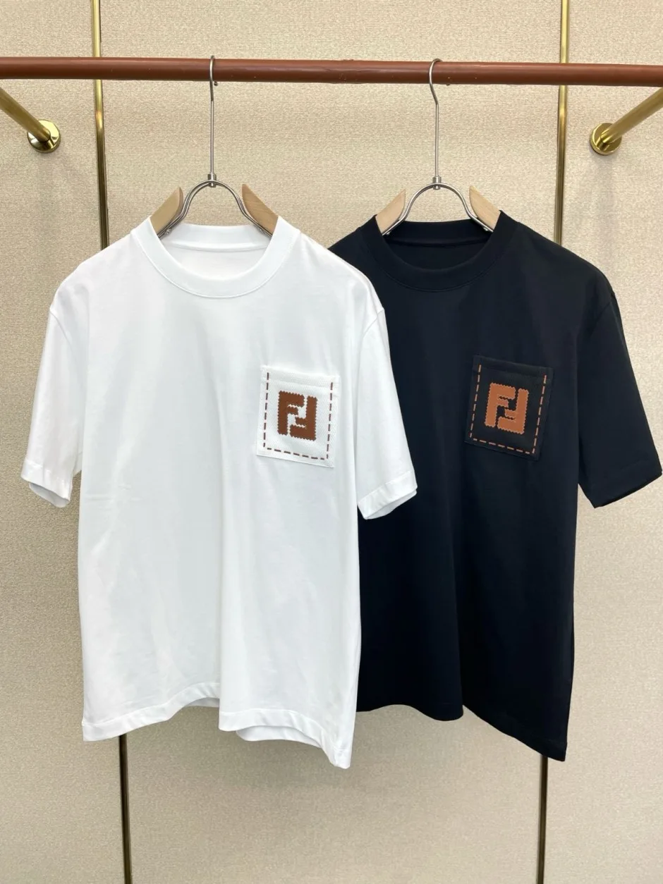 大人カジュアル FFロゴ 半袖Tシャツ フェンディ Tシャツ 偽物 合わせやすい 大人カジュアル FFロゴ 半袖Tシャツ フェンディ Tシャツ 偽物 合わせやすい