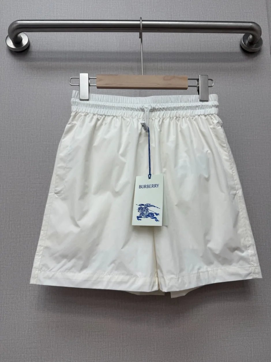 シンプル 洗練された ショートパンツ バーバリー パンツ 偽物 ホワイト