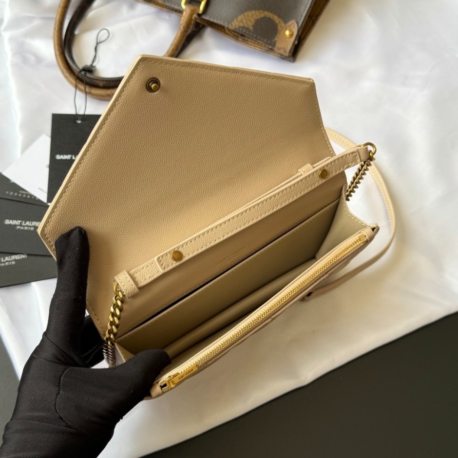 1784879064424323.jpg YSL キルティング チェーンショルダーバッグ イヴ・サンローラン バッグ スーパーコピー ベージュ