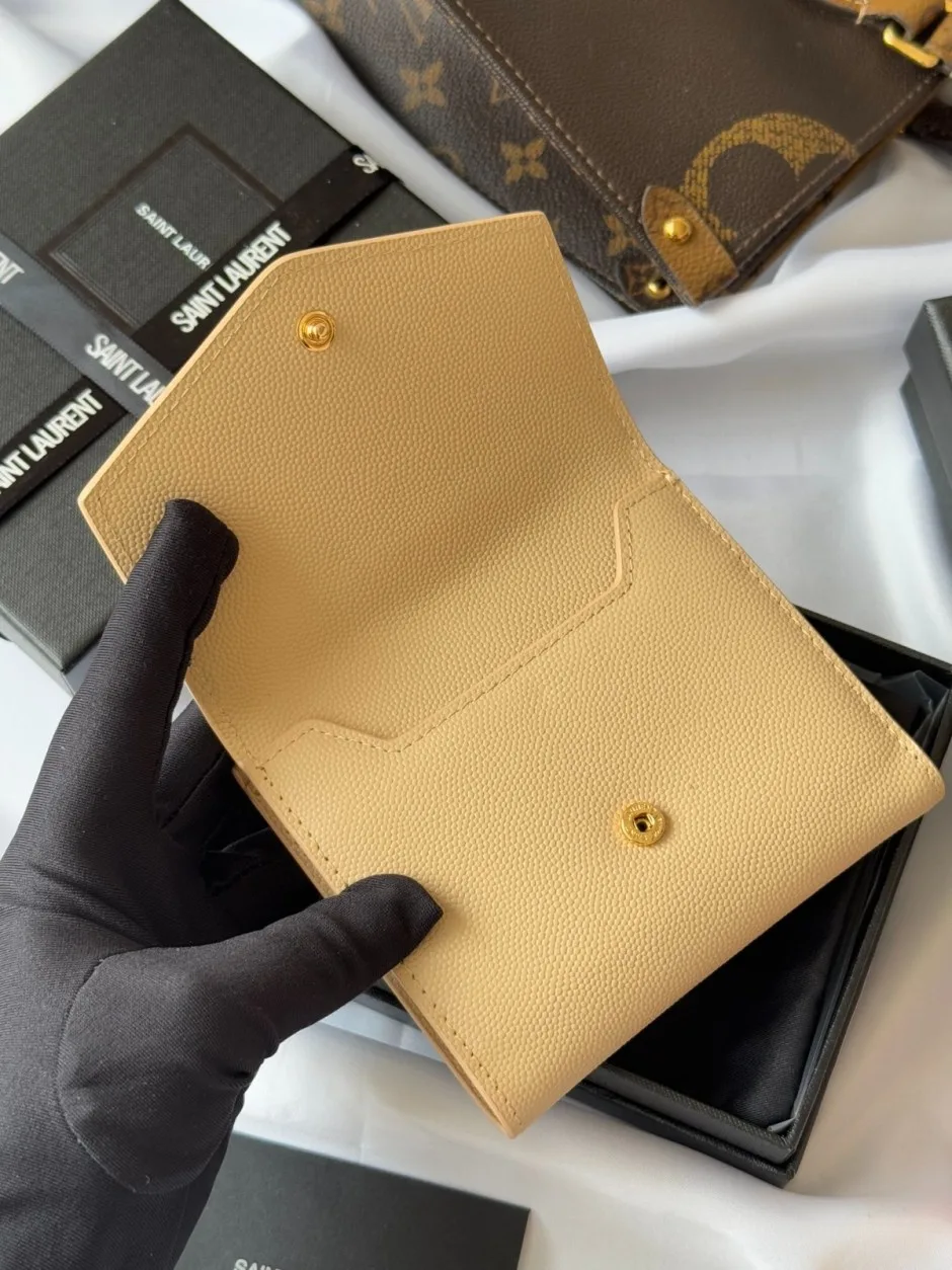 YSL コンパクトウォレット イヴ・サンローラン 財布 スーパーコピー 小銭入れ ベージュ