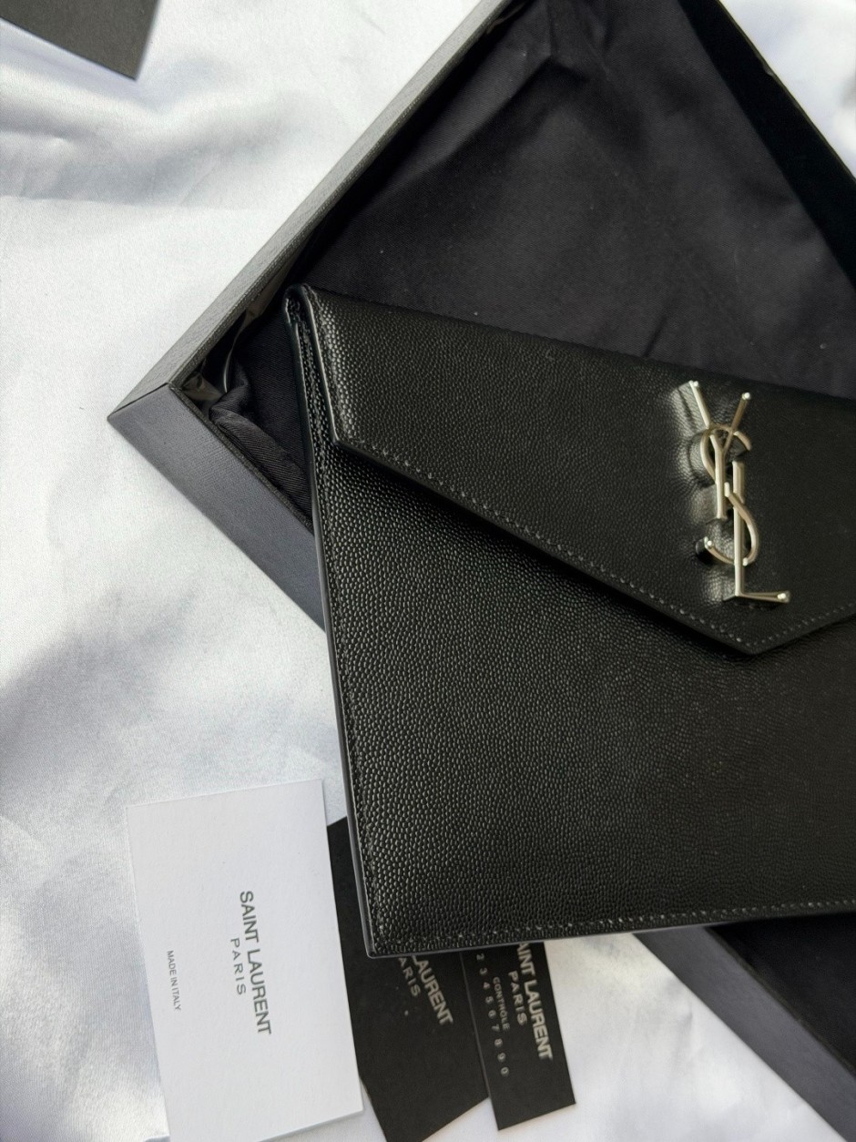 YSLモノグラム クラッチバッグ レザー ポーチ イヴ・サンローラン バッグ スーパーコピー ブラック