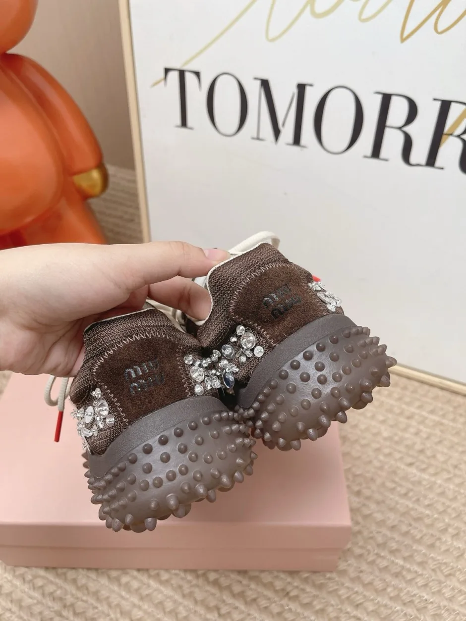 1784947343699568.jpg お洒落 バブル刺繍入り スニーカー ミュウミュウ スーパーコピー ブラウン