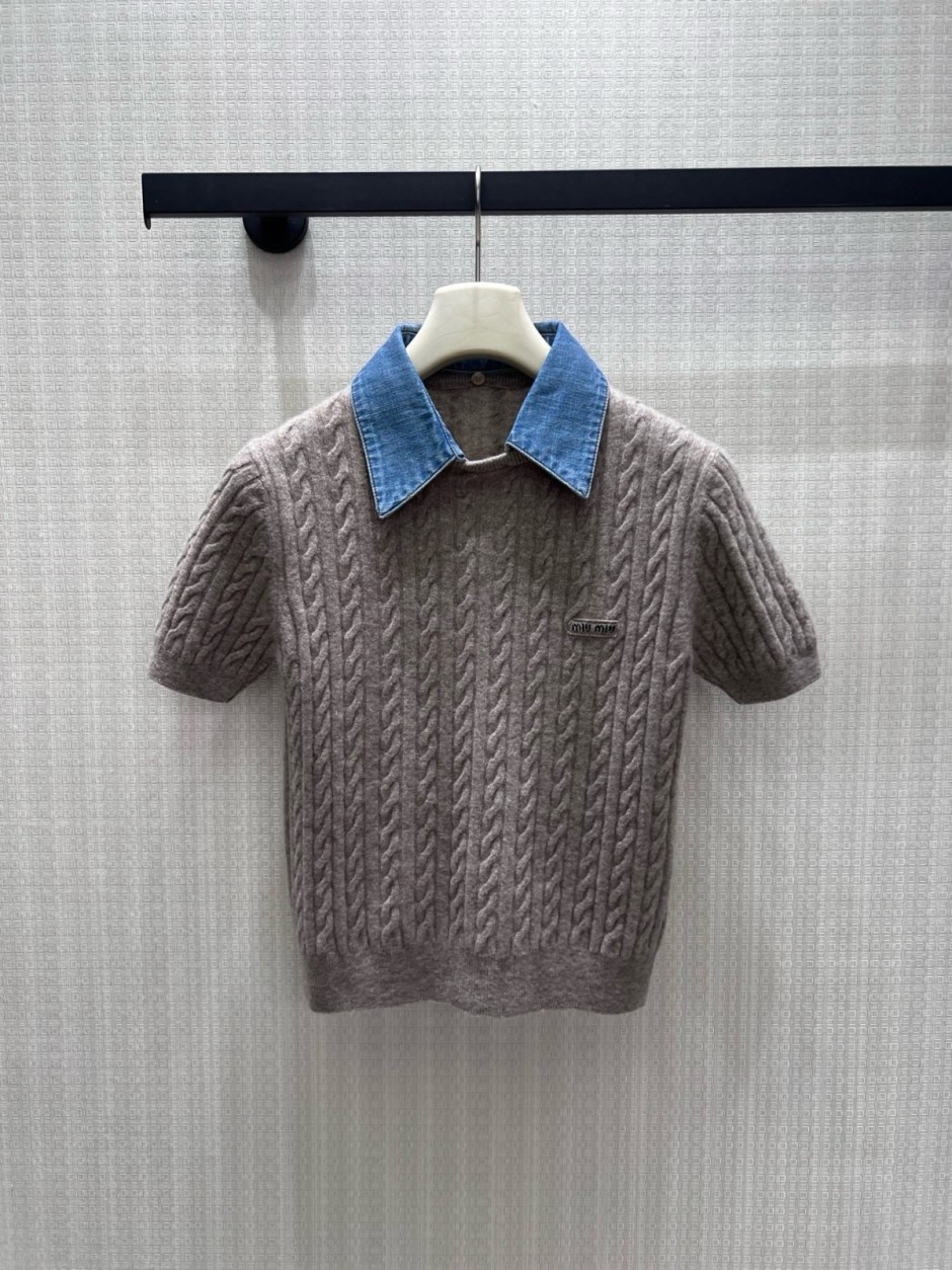 1784966861508170.jpg ミュウミュウ ニット 偽物 ウール&カシミヤ デニム襟付き ケーブルニット 半袖トップス
