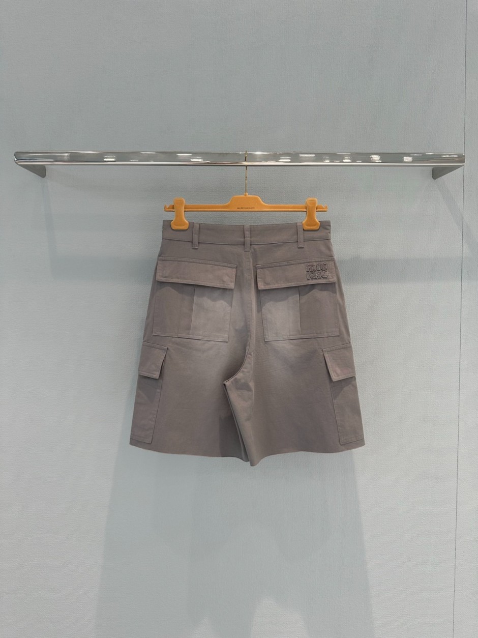 1785052849806576.jpg カジュアル カーゴハーフパンツ ミュウミュウ パンツ 偽物 合わせやすい