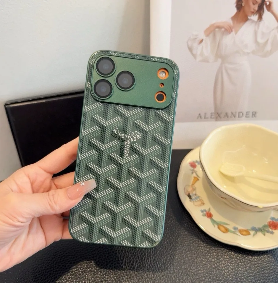 1785233535911433.jpg ゴヤール アイフォンケース 偽物 目を惹く ヘリンボーン柄 iPhoneケース