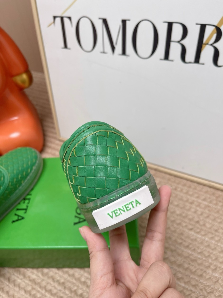 ボッテガ・ヴェネタ スーパーコピー 大人気 カジュアル 上品 セレーナ スニーカー グリーン
