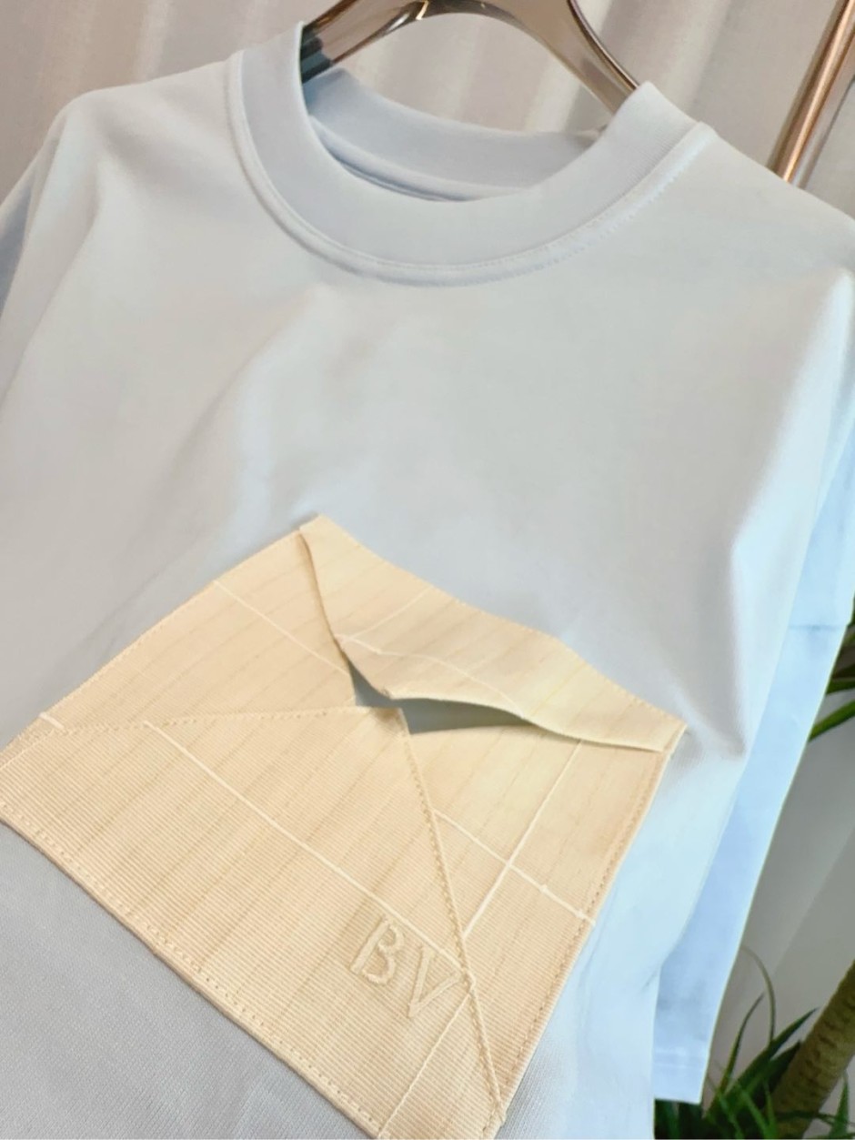 ユニセックス ポケット付き 半袖Tシャツ ボッテガ・ヴェネタ Tシャツ コピー ライトブルー