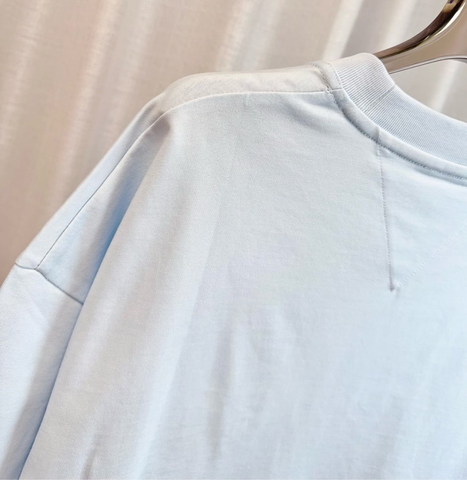 ユニセックス ポケット付き 半袖Tシャツ ボッテガ・ヴェネタ Tシャツ コピー ライトブルー