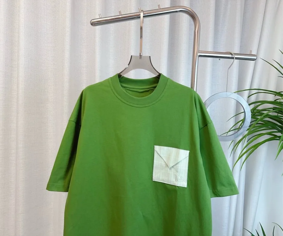 1785301724789983.jpg ユニセックス ポケット付き 半袖Tシャツ ボッテガ・ヴェネタ Tシャツ コピー グリーン