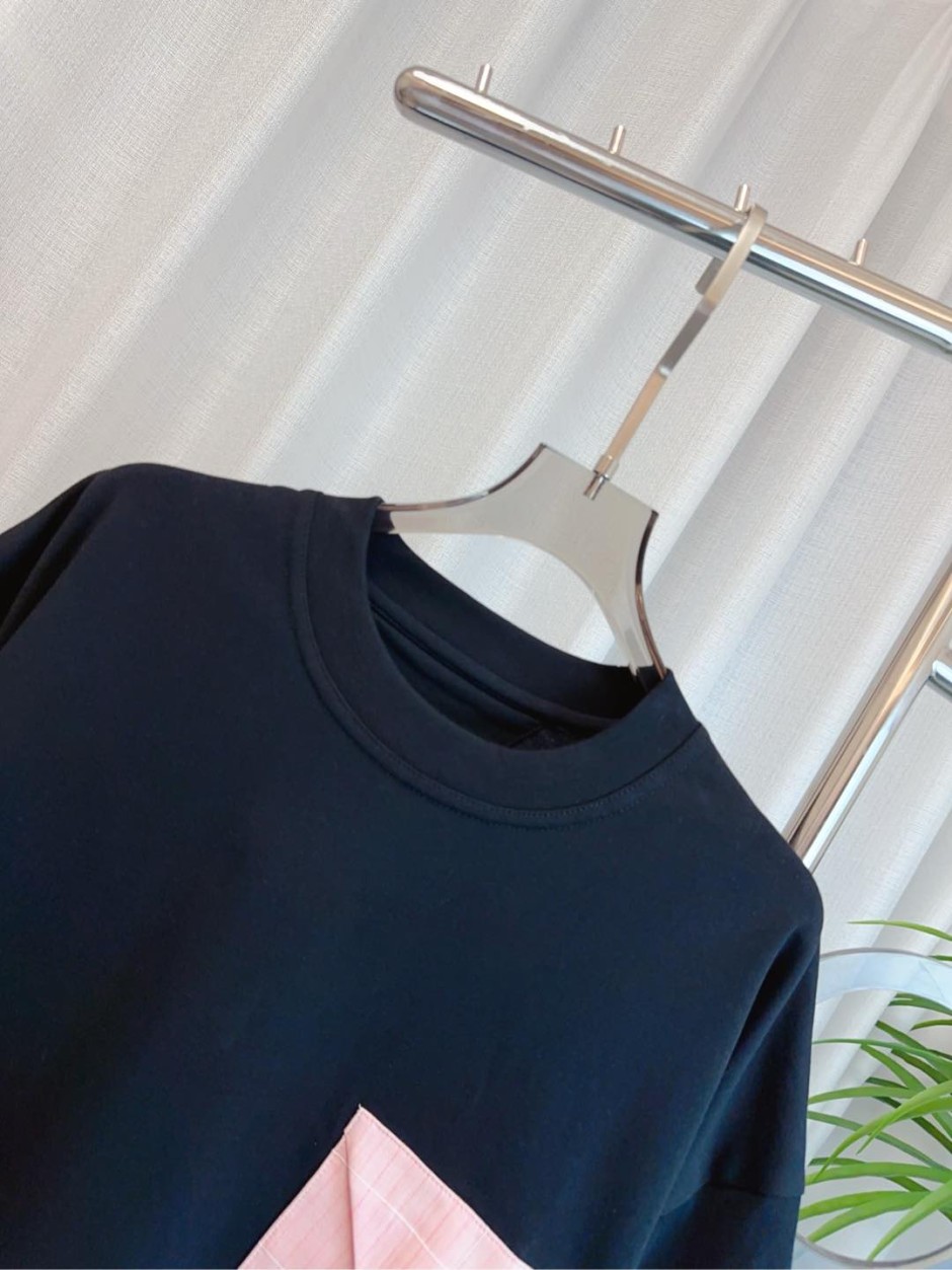 ユニセックス ポケット付き 半袖Tシャツ ボッテガ・ヴェネタ Tシャツ コピー ブラック