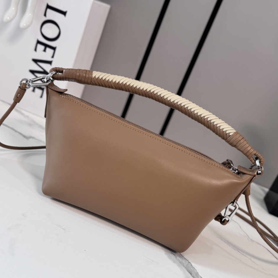 1785378844400484.jpg 人気 洗練された カラバッグ ミニ ロエベ バッグ スーパーコピー ショルダーバッグ モカ