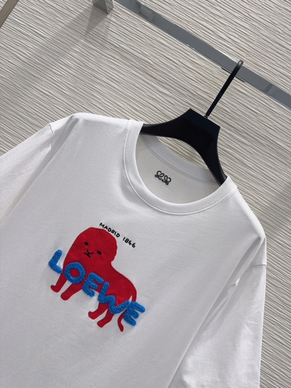 1785403812478738.jpg 180周年限定 ライオン パッチ コットン Tシャツ ロエベ コピー ホワイト