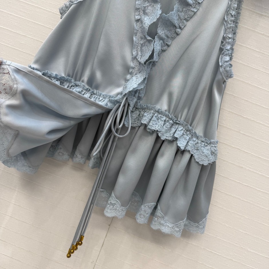 1785555366880320.jpg エレガント Vネックノースリーブトップス クロエ シャツ 偽物 アイスブルー