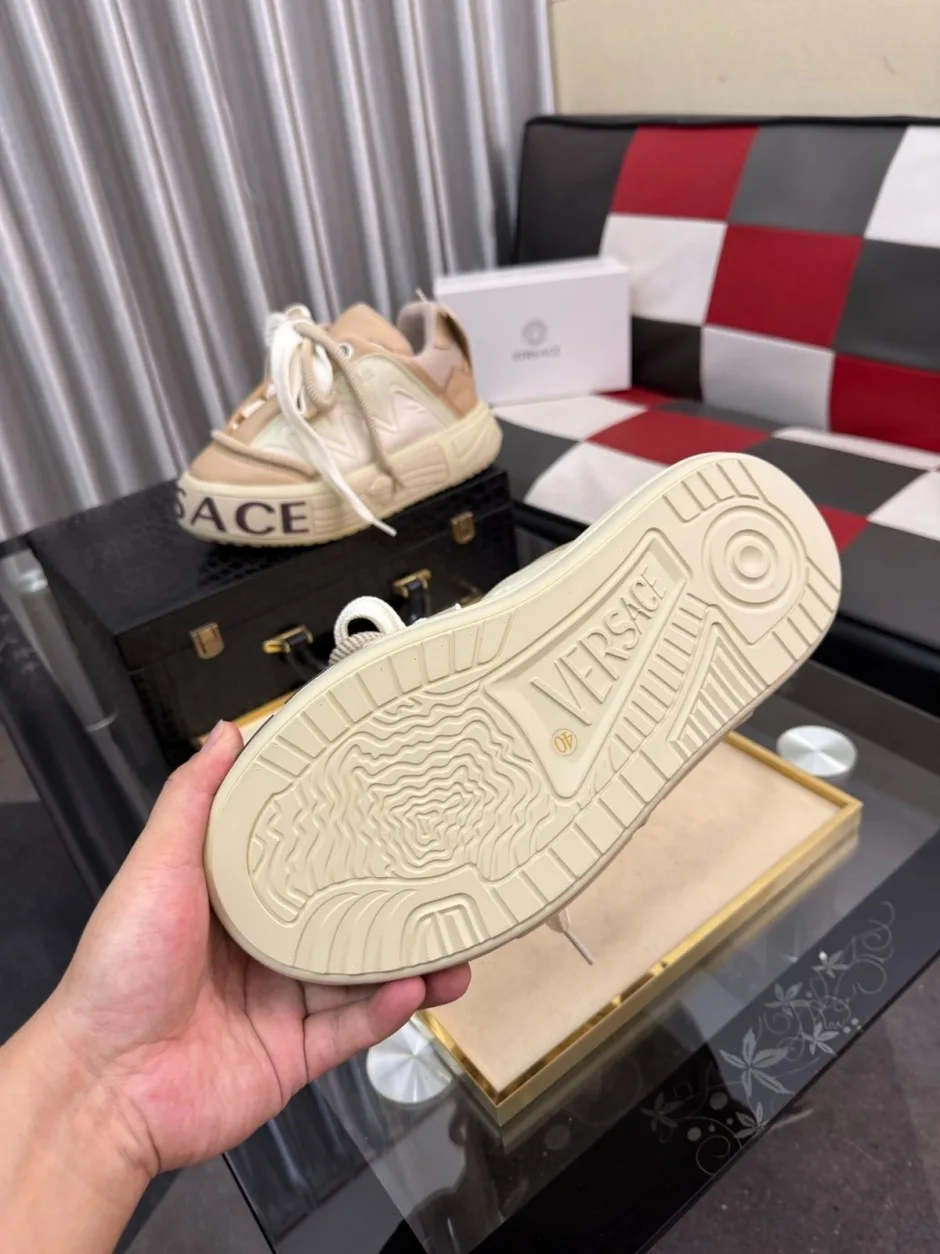 1785558329146874.jpg ヴェルサーチ スニーカー コピー 注目される スタイリッシュ 厚底スニーカー メンズシューズ ベージュ