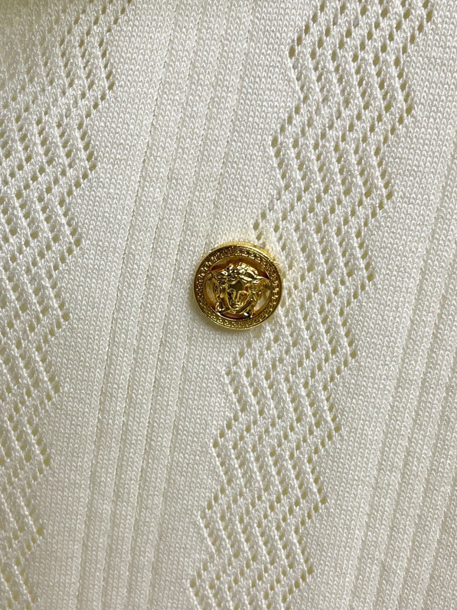 1785580431864006.jpg ヴェルサーチ ニット 偽物 爽やか 透かし編み 半袖ニットポロシャツ メデューサ