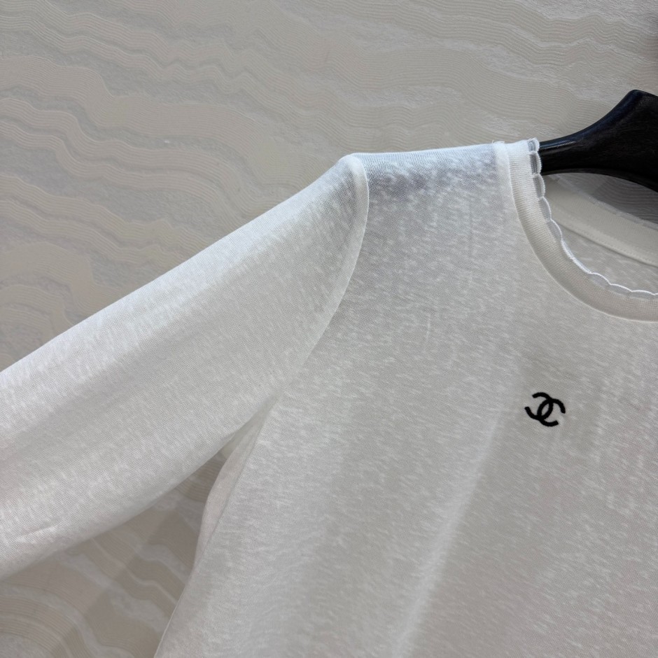 1785840212238914.jpg シンプル ロゴ刺繍 透け感 長袖Tシャツ シャネル ニット 偽物 合わせやすい ホワイト