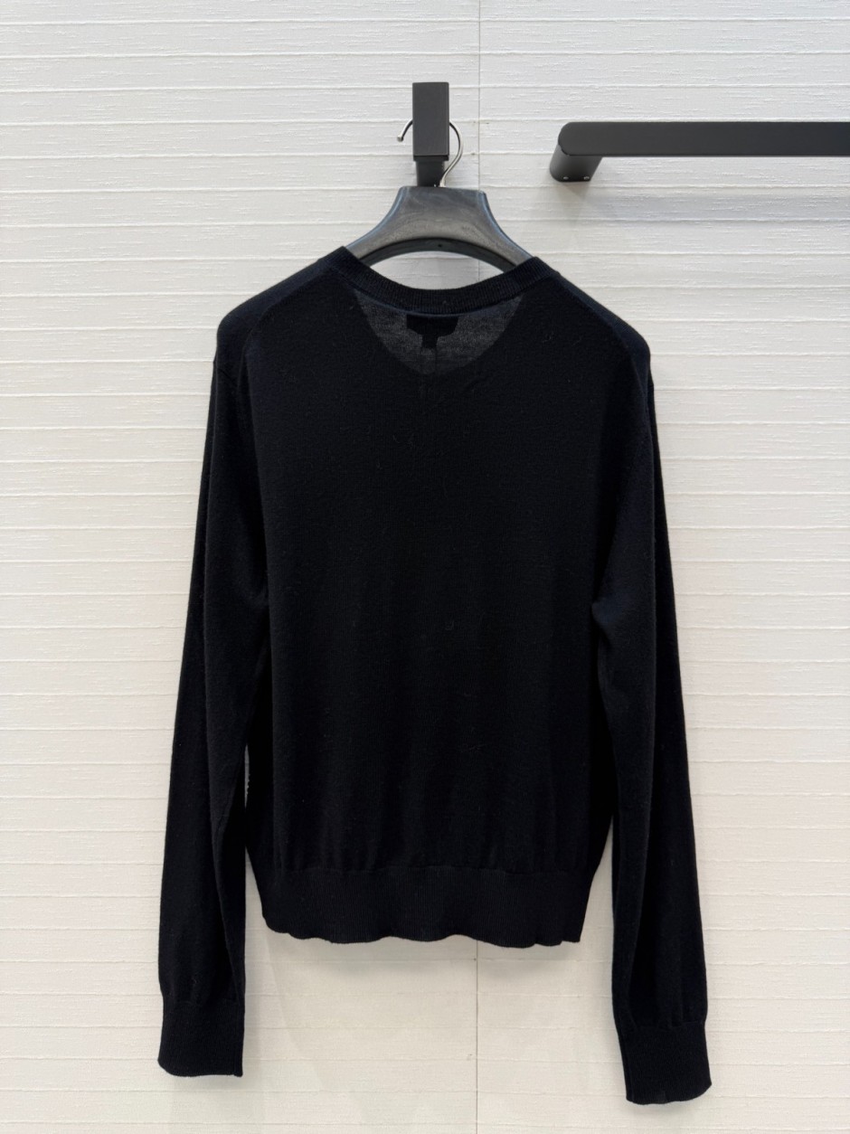 1785841039312032.jpg シンプル 上品 シャネル ニット 偽物 カシミヤ ロゴボタン カーディガン ブラック