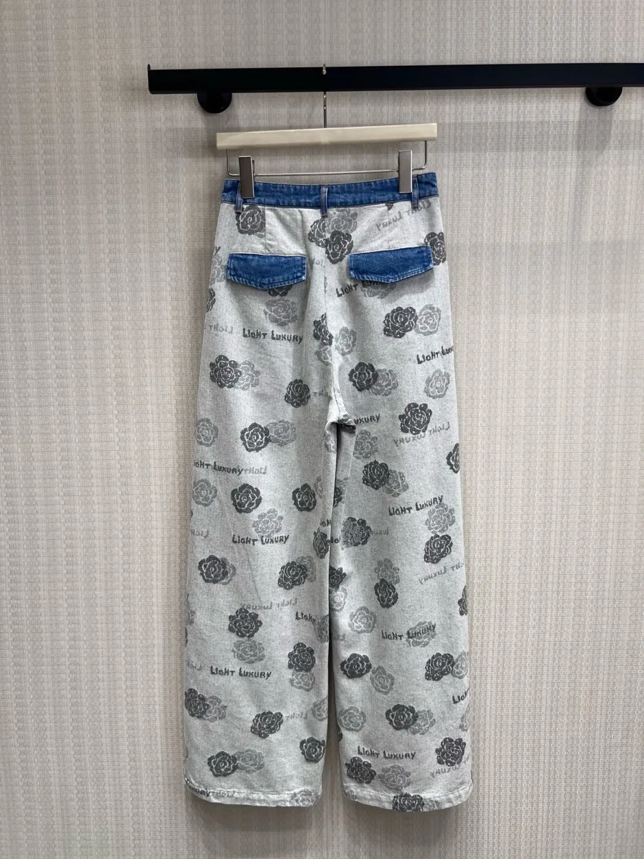 1785895140811445.jpg 目を惹く カメリア柄 切り替え デニムパンツ シャネル ジーンズ 偽物