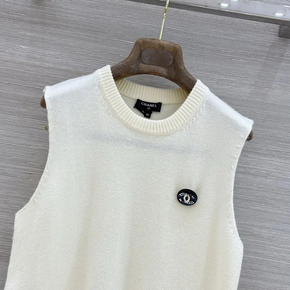 1785908412132377.jpg シンプル シャネル ニット 偽物 カシミヤ混 クルーネック ニットベスト オフホワイト