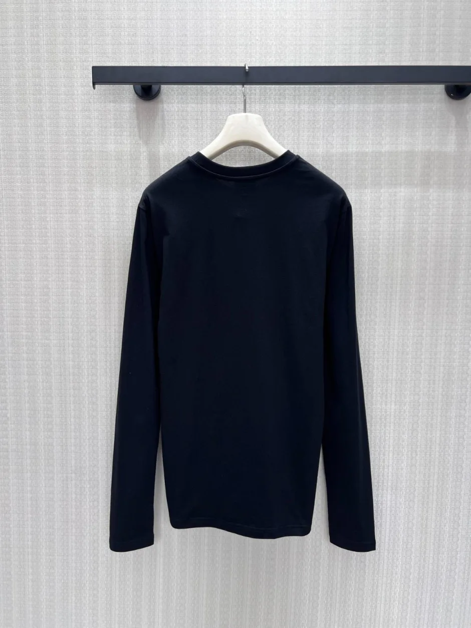 1785923961835836.jpg ベーシック 合わせやすい シャネル Tシャツ 偽物 コットン ロゴ 長袖Tシャツ ブラック