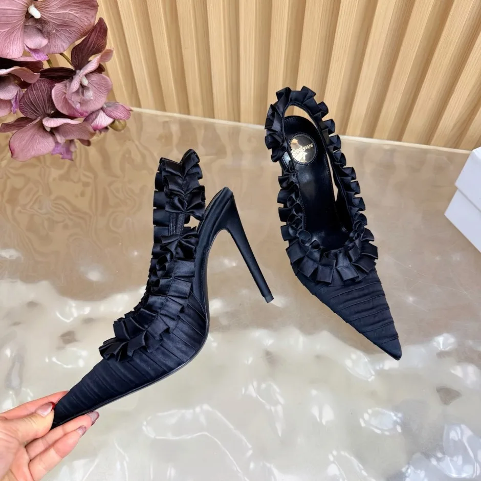 1785932875279862.jpg フリル ポインテッドトゥ スリングバックパンプス イヴ・サンローラン パンプス 偽物 ブラック