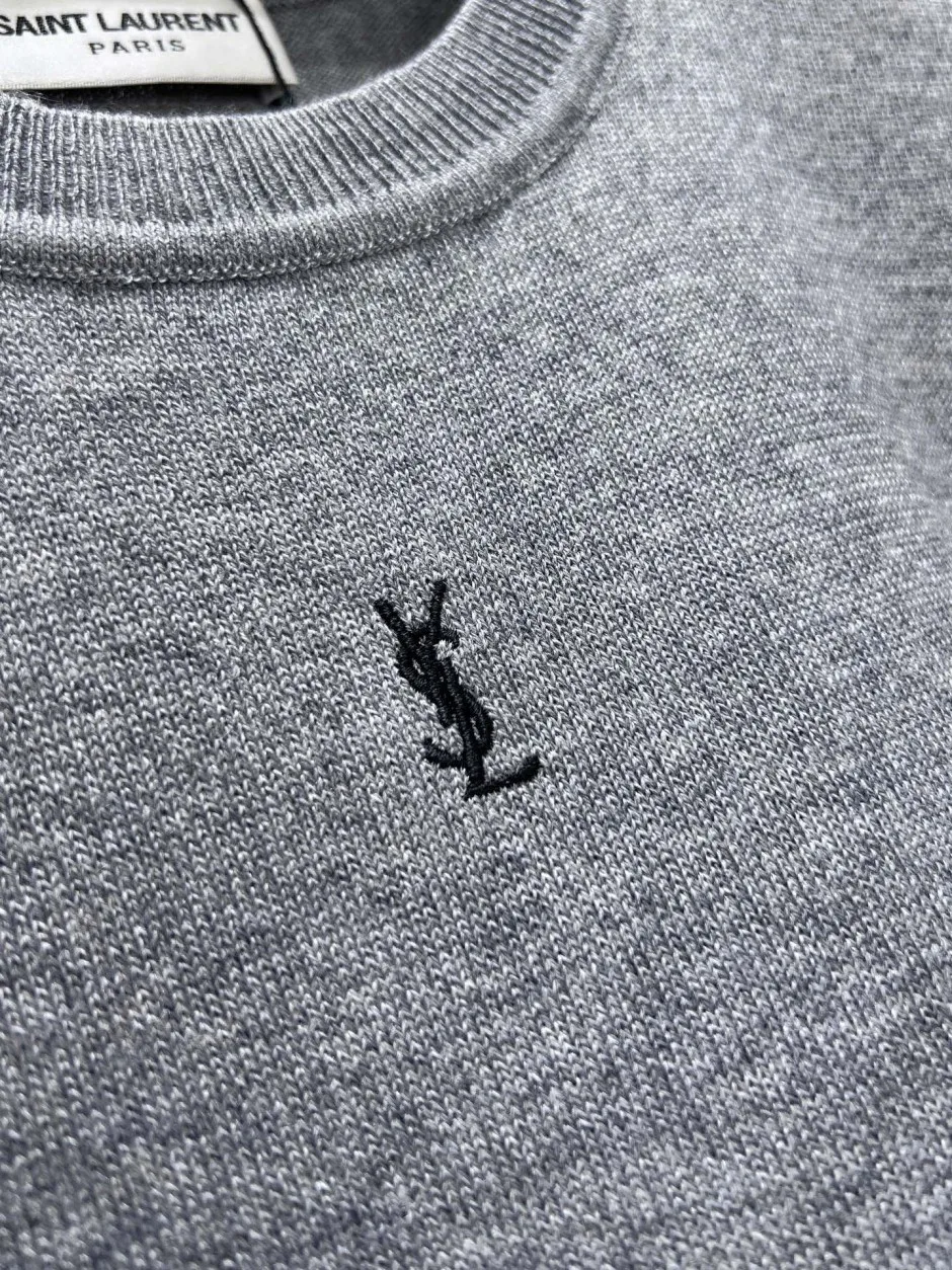1785985952942694.jpg シンプル イヴ・サンローラン ニット コピー YSLロゴ刺繍 半袖ニット グレー