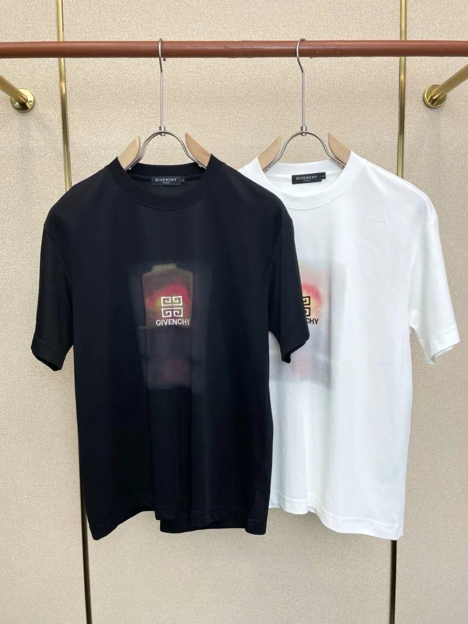 1785990490414183.jpg カジュアル おしゃれ ロゴ刺繍 ジバンシィ Tシャツ 偽物 クルーネック 半袖Tシャツ