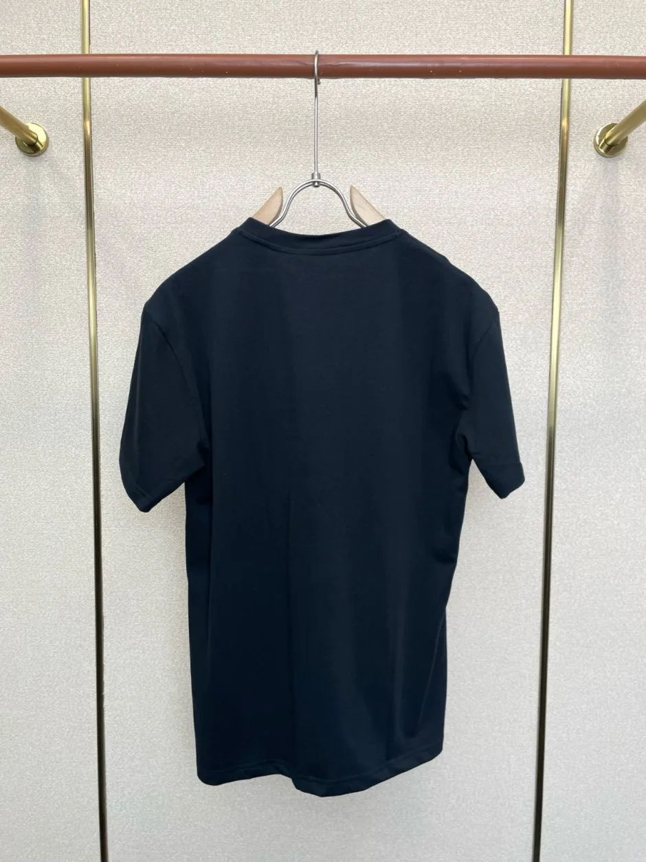 1785990889207437.jpg ジバンシィ Tシャツ 偽物 カジュアル おしゃれ クルーネック 半袖Tシャツ