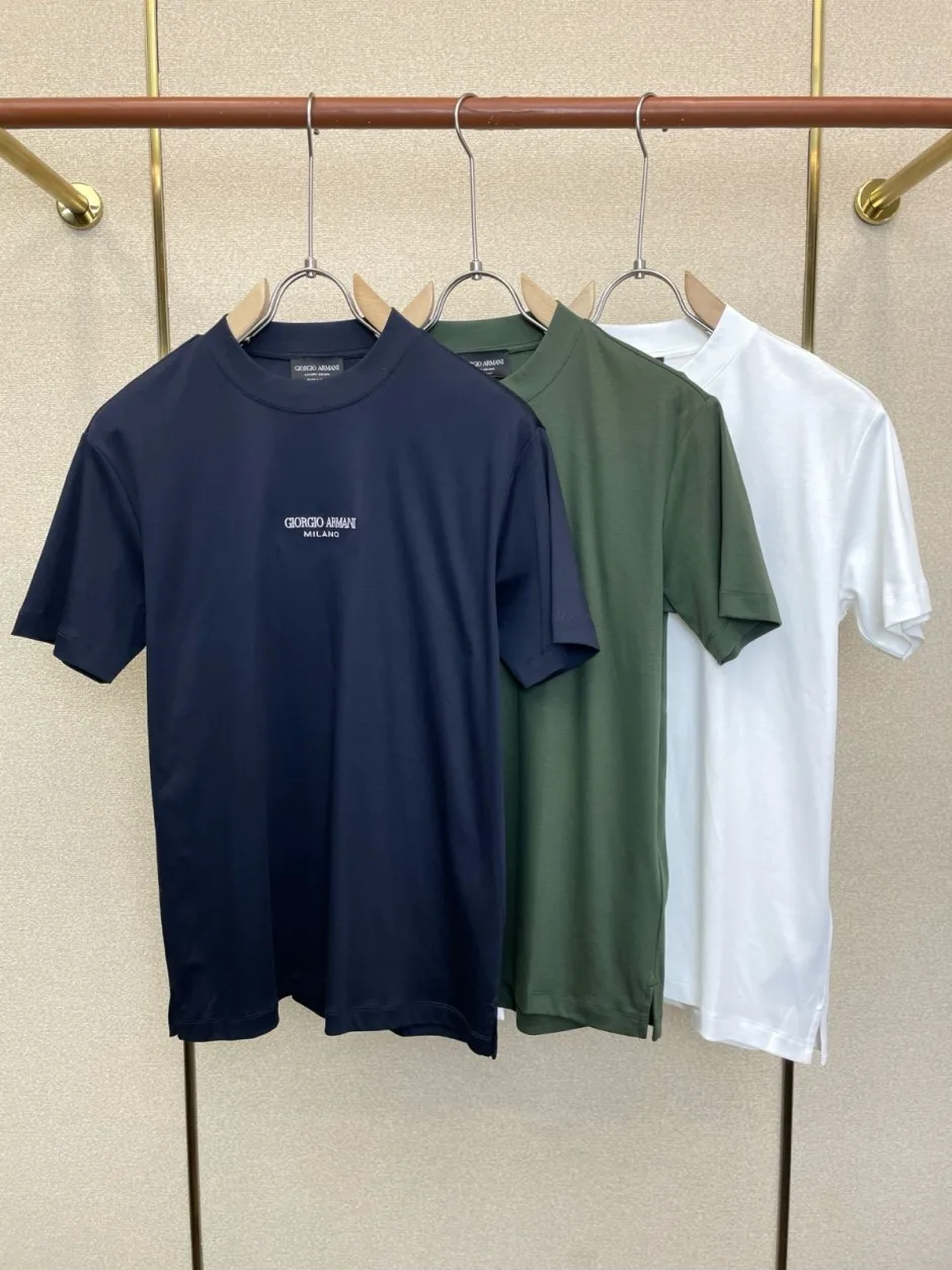 1786009351959385.jpg シンプル ロゴ刺繍 アルマーニ Tシャツ コピー クルーネック 半袖Tシャツ