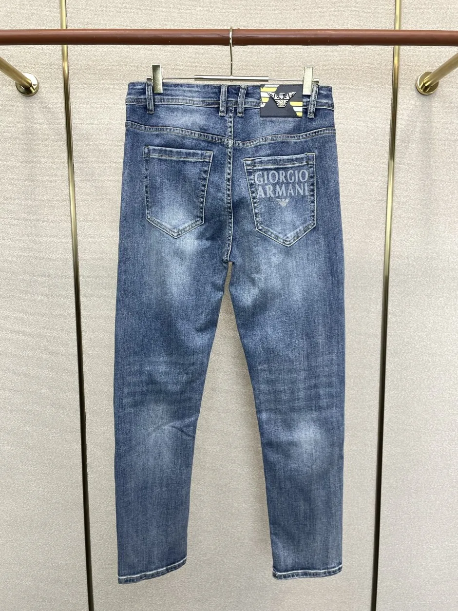 1786015185547216.jpg おしゃれ ダメージ加工 アルマーニ ジーンズ 偽物 合わせやすい デニムパンツ