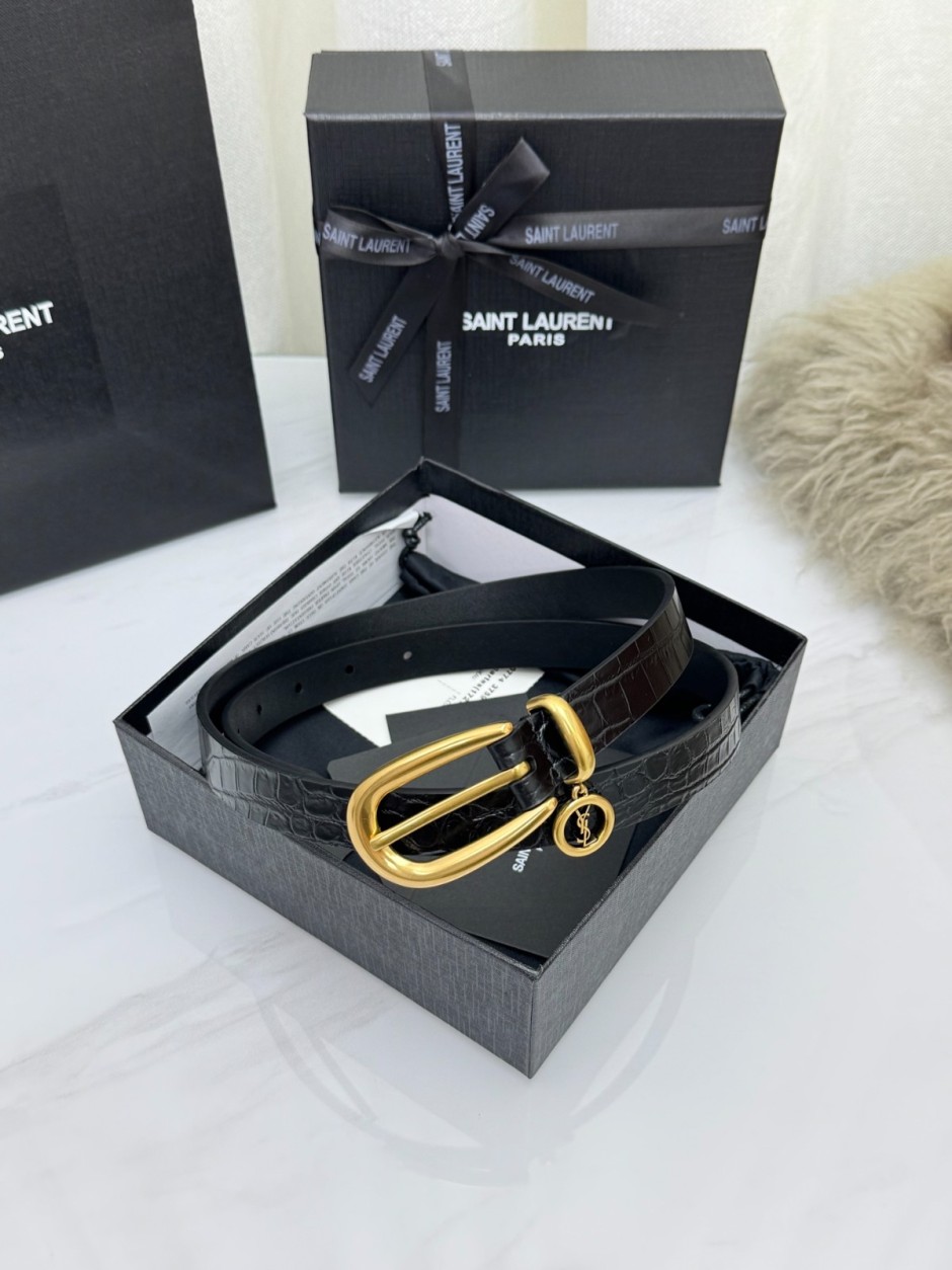 1786021145992472.jpg クロコ型押しレザー YSL ナローベルト イヴ・サンローラン ベルト 偽物 ブラック