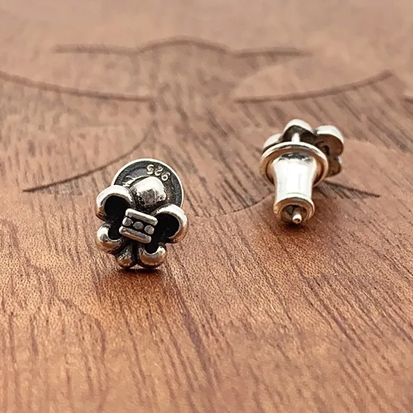 1786180431160584.jpg BSフレア モチーフ スタッドピアス クロムハーツ イヤリング 偽物 合わせやすい