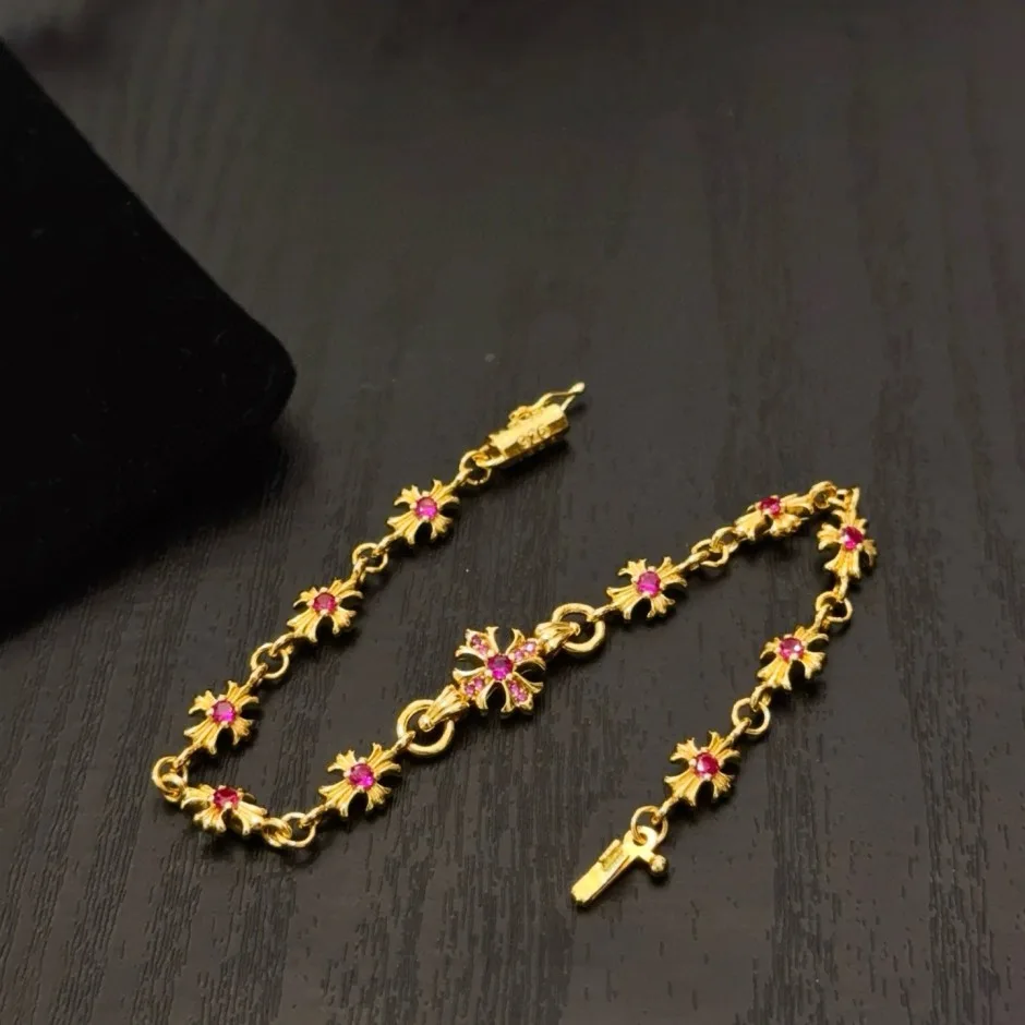おしゃれ クロムハーツ ブレスレット 偽物 クロスモチーフ ビジュー チェーンブレスレット